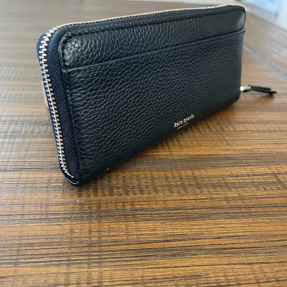 Kate Spade Wallet - Picture 3 of 5